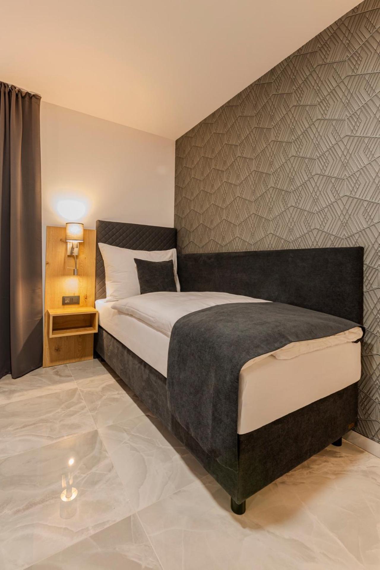 Hotel Triska Brandýs nad Labem-Stará Boleslav Extérieur photo